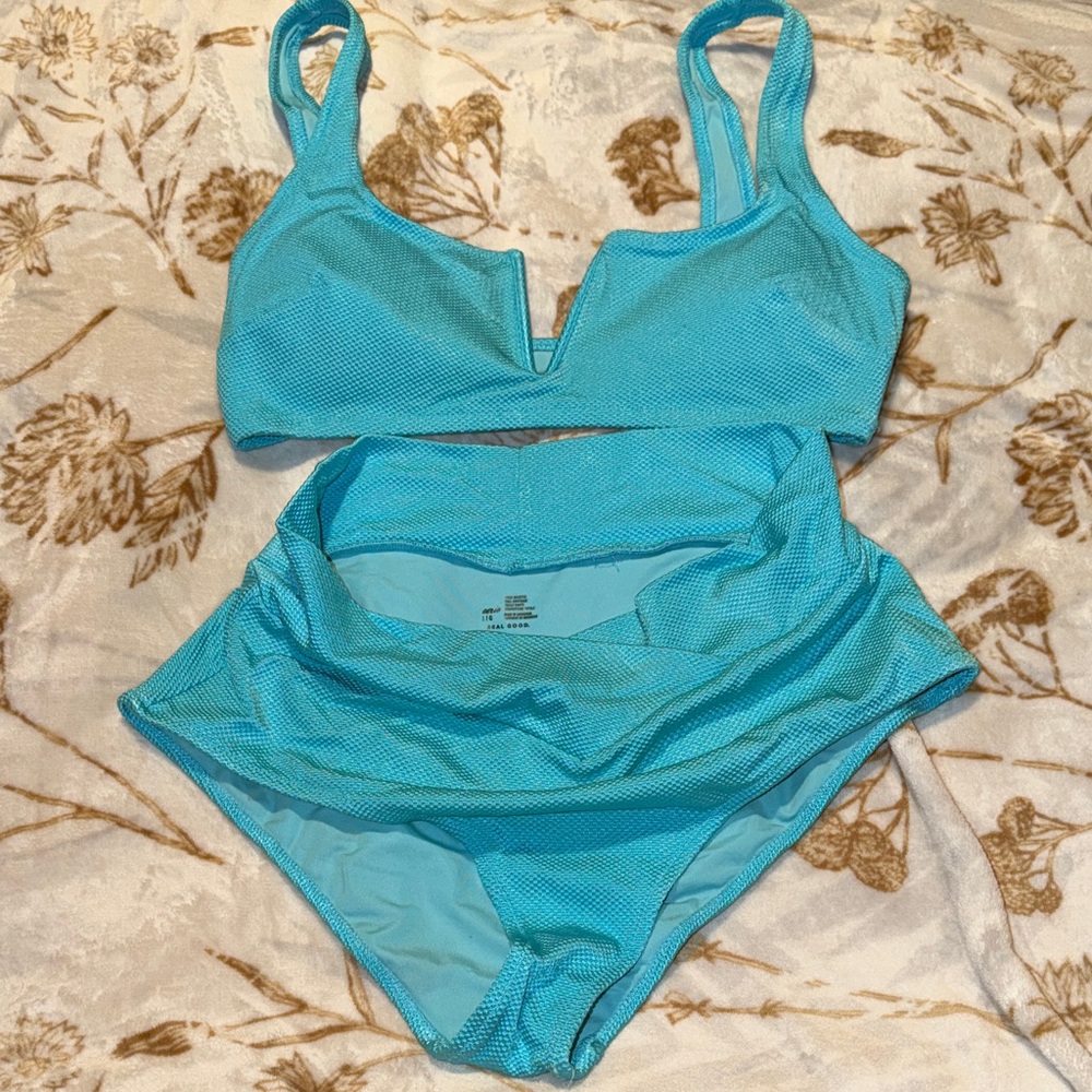 Colorful Women's Bikini Set LOT/BUNDLE Multiple Different Brands READ - Picture 2 of 13